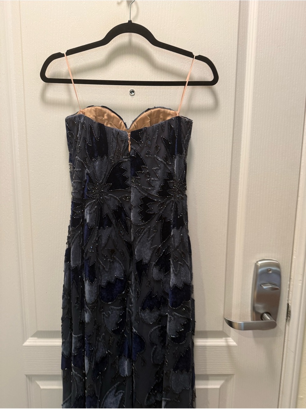 Helsi Sasha Floral Strapless Maxi Dress in Demin Blue Size XS Preloved - Picture 9 of 10